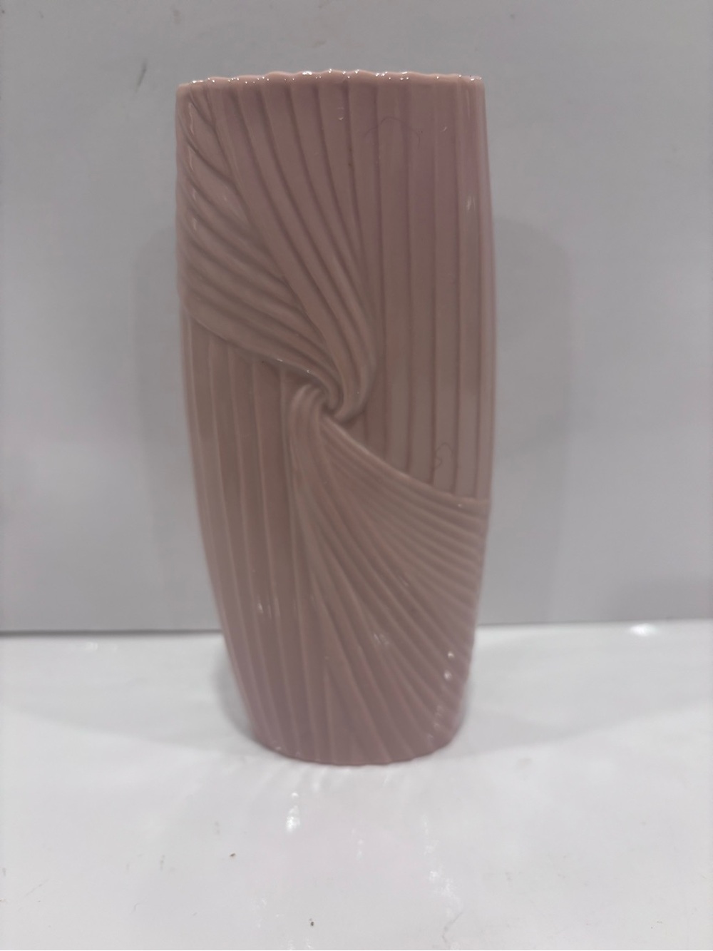 Vintage Avon Pink Ceramic Spiral Ribbed Bud Vase 6” Mid-Century Modern Style